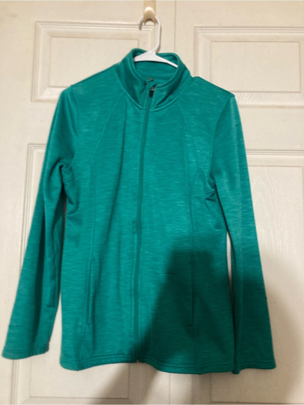 Women’s zip up S